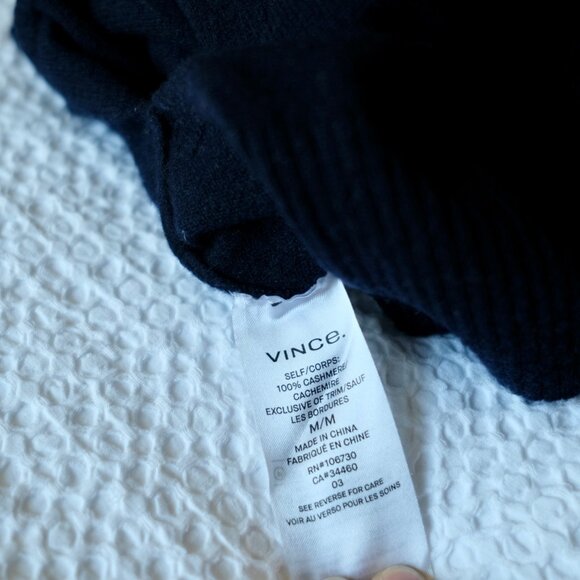 VINCE 100% Cashmere Cinched Side Navy Crew Neck Sweater - Picture 7 of 10